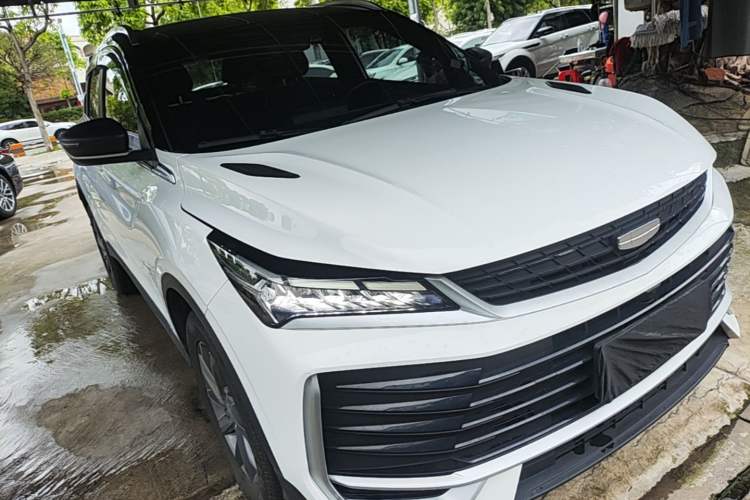 Used Geely Auto Coolray 2025 Bin Yue L 1.5TD DCT Beyond Edition Front Right 45 Deg