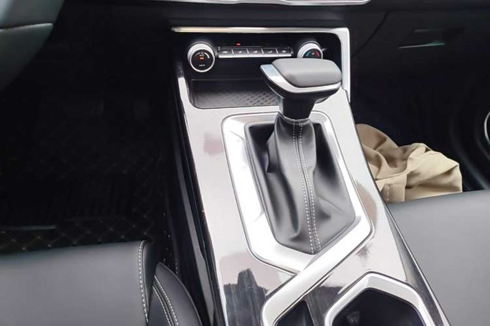 Used Geely Auto Coolray 2025 Model 1.5L CVT Superpower Edition MAX Gear Lever