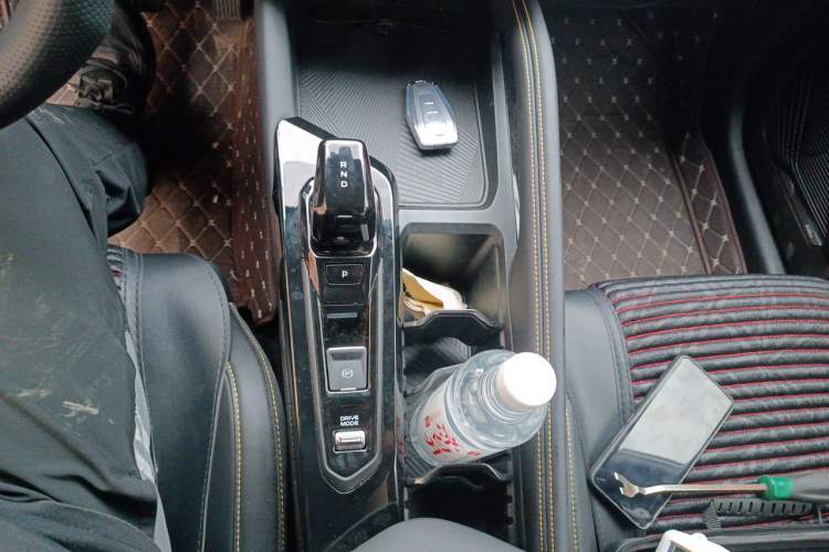 Used Geely Auto Coolray 2025 Bin Yue L 1.5TD DCT Beyond Edition Gear Lever