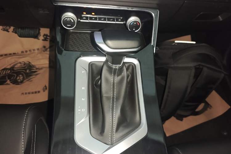 Used Geely Auto Coolray 2025 Model 1.5L CVT Superpower Edition MAX Gear Lever