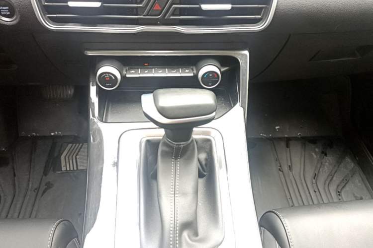 Used Geely Auto Coolray 2025 Model 1.5L CVT Superpower Edition MAX Gear Lever
