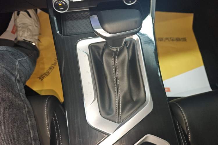 Used Geely Auto Coolray 2025 Model 1.5L CVT Superpower Edition MAX Gear Lever
