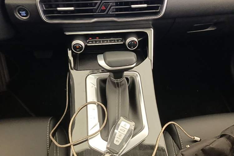 Used Geely Auto Coolray 2025 Model 1.5L CVT Superpower Edition MAX Gear Lever