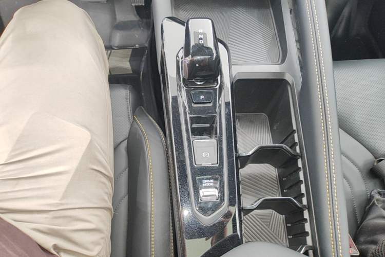 Used Geely Auto Coolray 2025 Bin Yue L 1.5TD DCT Star Diamond Gear Lever