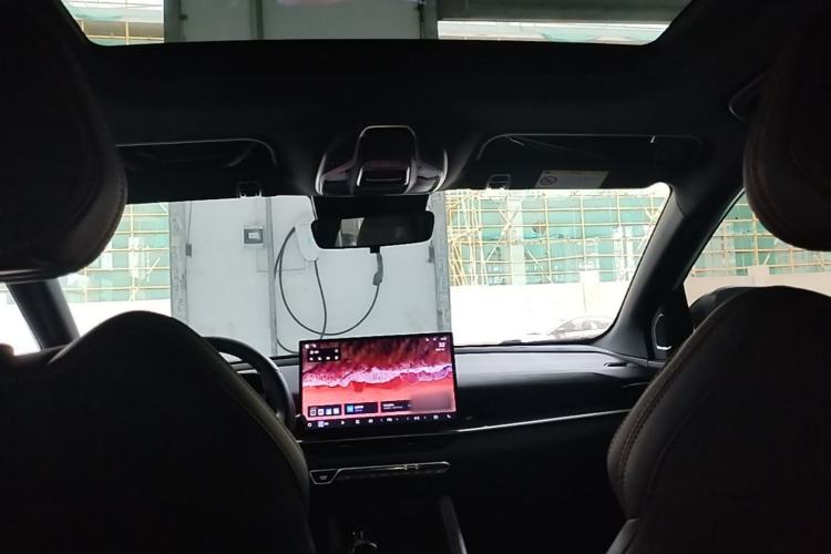 Used Geely Auto Coolray 2025 Model Bin Yue L 1.5TD DCT Battle Headliner