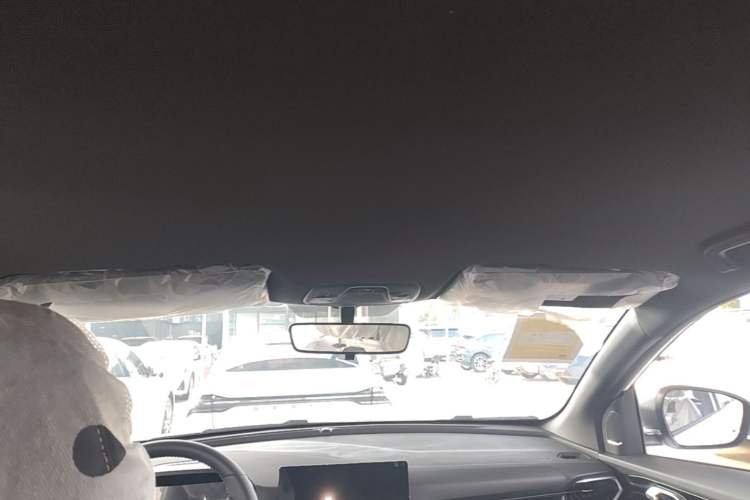 Used Geely Auto Coolray 2025 Bin Yue L 1.5TD DCT Beyond Edition Headliner