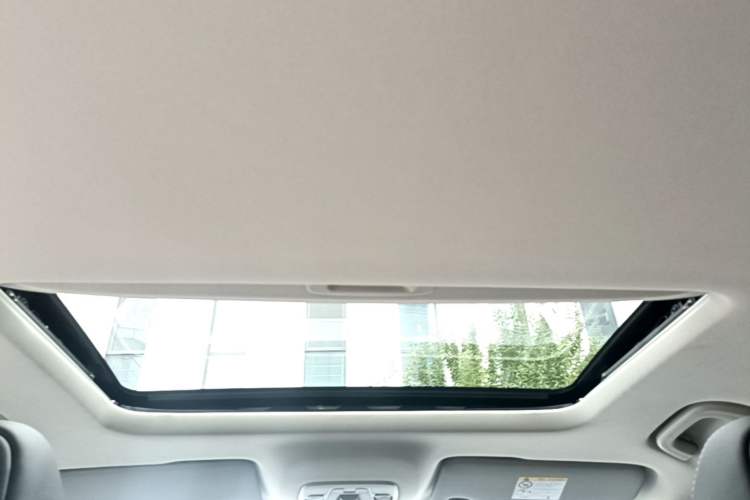 Used Geely Auto Coolray 2025 Model 1.5L CVT Superpower Edition MAX Headliner