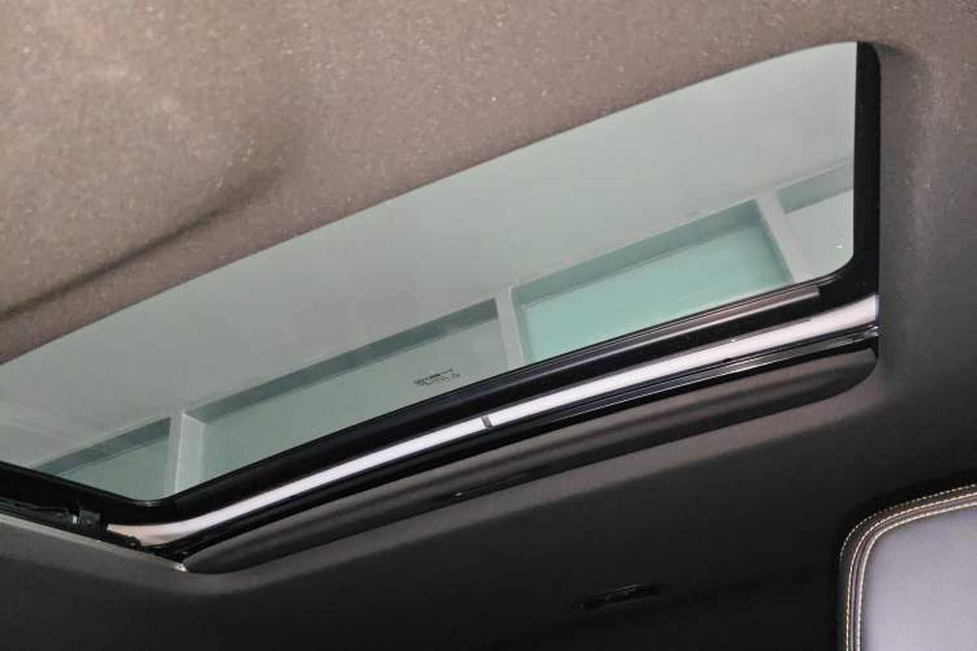 Used Geely Auto Coolray 2025 Bin Yue L 1.5T DCT Starlight Edition Headliner