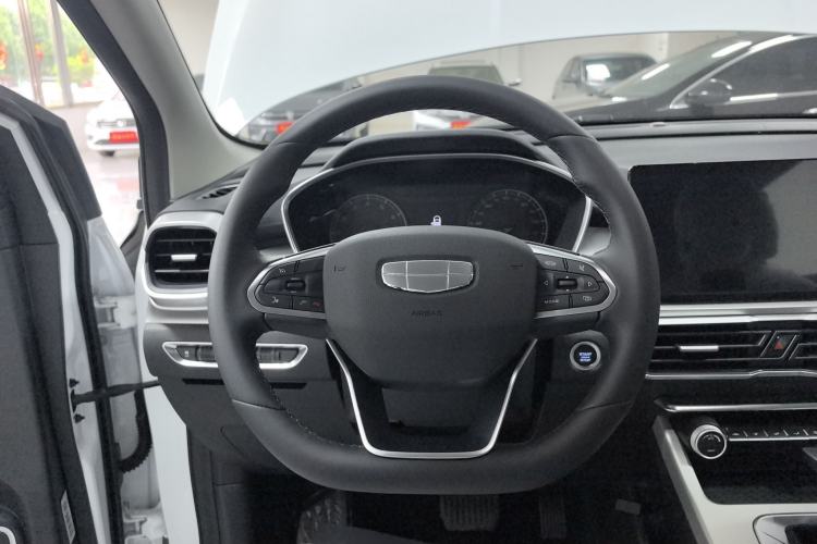 Used Geely Auto Coolray 2025 1.5L CVT Super Edition Interior 1