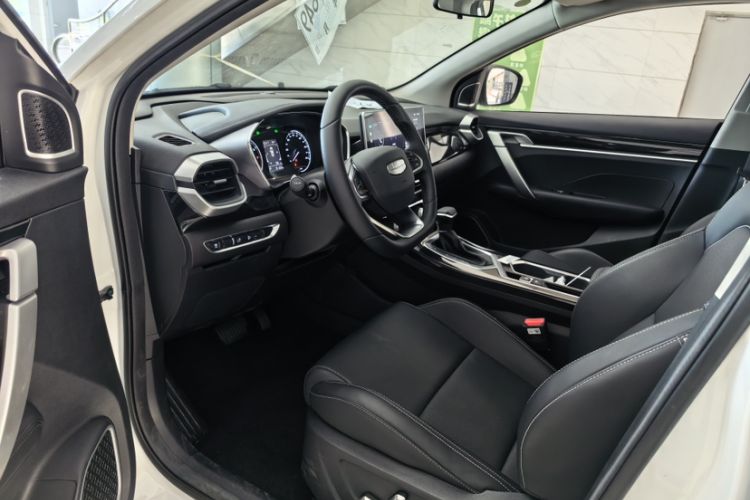 Used Geely Auto Coolray 2025 Model 1.5L CVT Superpower Edition MAX Interior 1