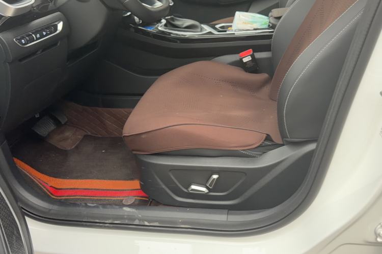 Used Geely Auto Coolray 2025 Model 1.5L CVT Superpower Edition MAX Interior 2