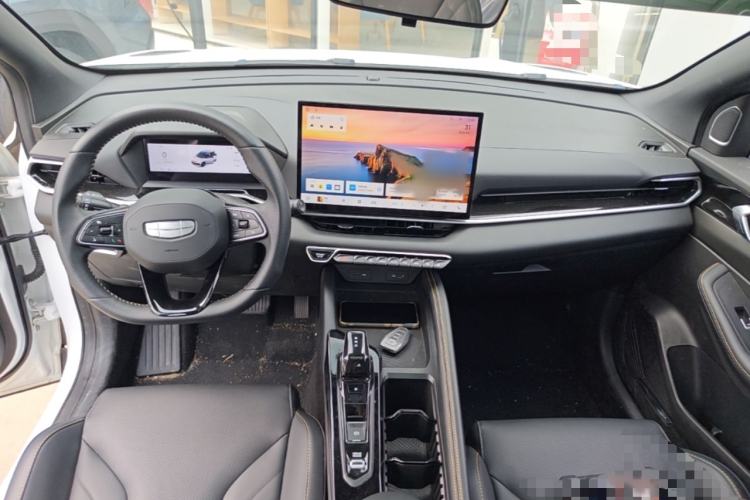Used Geely Auto Coolray 2025 Bin Yue L 1.5T DCT Starlight Edition Interior 2