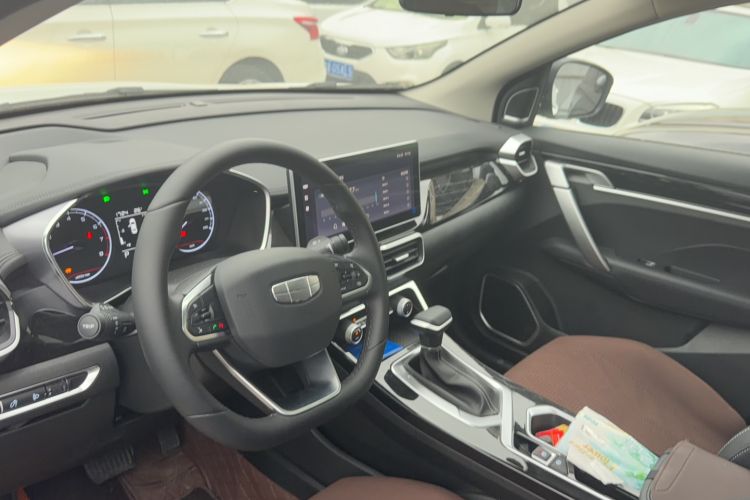Used Geely Auto Coolray 2025 Model 1.5L CVT Superpower Edition MAX Interior 3