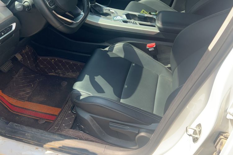 Used Geely Auto Coolray 2025 1.5L CVT Super Edition Interior 3