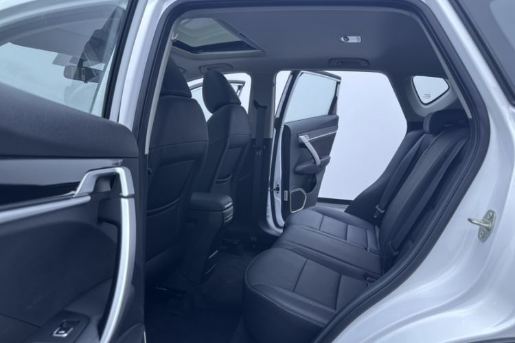 Used Geely Auto Coolray 2025 Model 1.5L CVT Superpower Edition MAX Interior 3