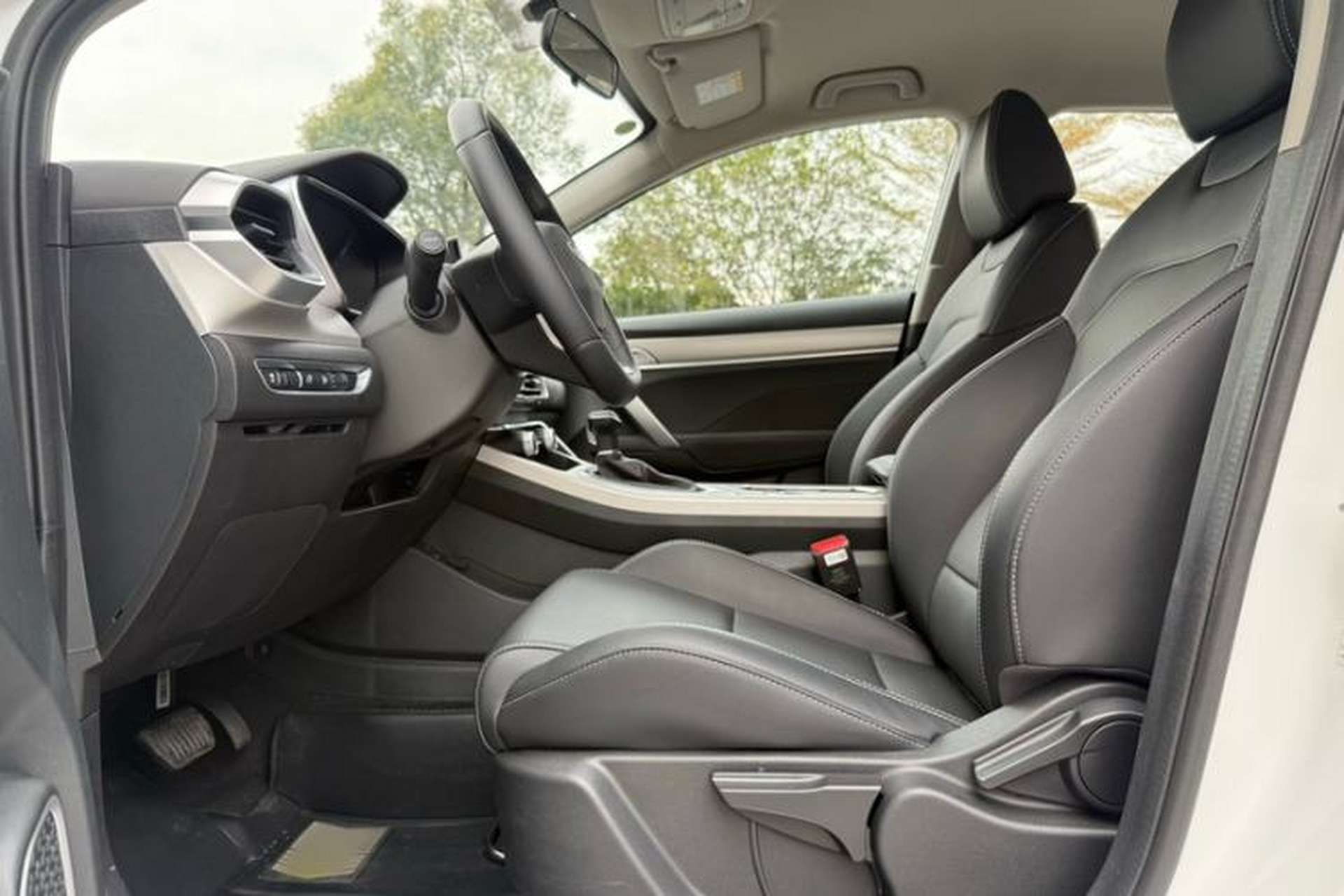 Used Geely Auto Coolray 2025 1.5L CVT Super Edition Interior 3