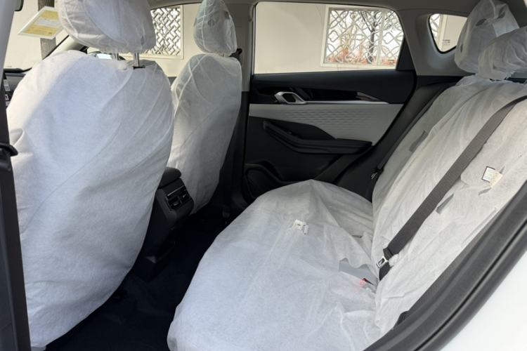 Used Geely Auto Coolray 2025 Bin Yue L 1.5T DCT Starlight Edition Interior 6