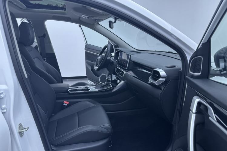 Used Geely Auto Coolray 2025 Model 1.5L CVT Superpower Edition MAX Interior 7