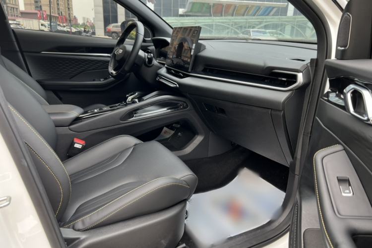 Used Geely Auto Coolray 2025 Bin Yue L 1.5TD DCT Star Diamond Interior 8