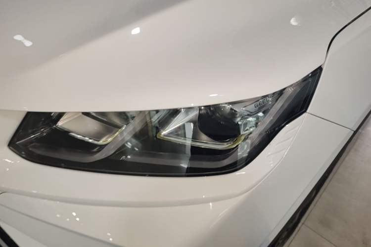 Used Geely Auto Coolray 2025 Model 1.5L CVT Superpower Edition MAX Left Front Headlight