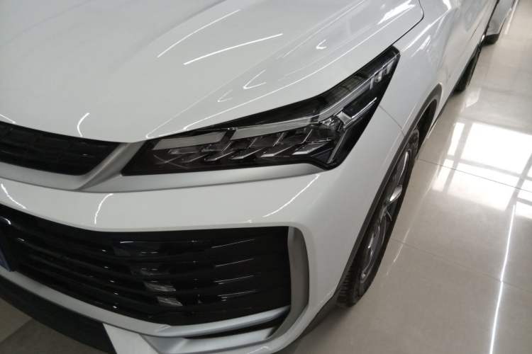 Used Geely Auto Coolray 2025 Bin Yue L 1.5TD DCT Star Diamond Left Front Headlight