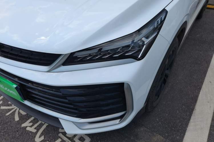 Used Geely Auto Coolray 2025 Bin Yue L 1.5T DCT Starlight Edition Left Front Headlight