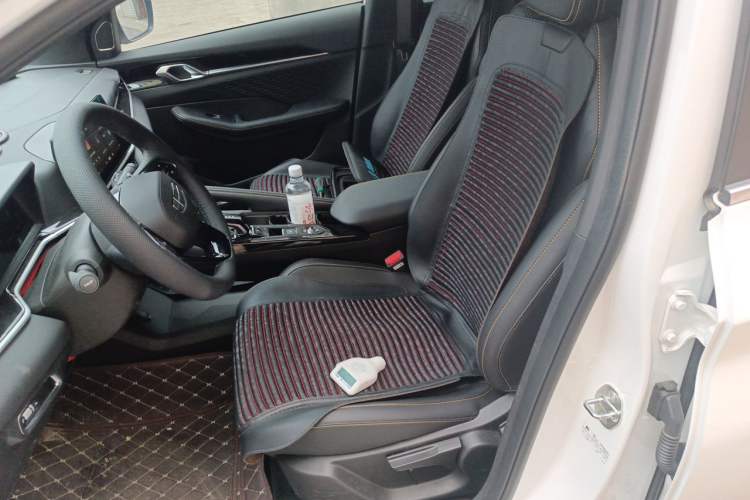 Used Geely Auto Coolray 2025 Bin Yue L 1.5TD DCT Beyond Edition Left Front Seat