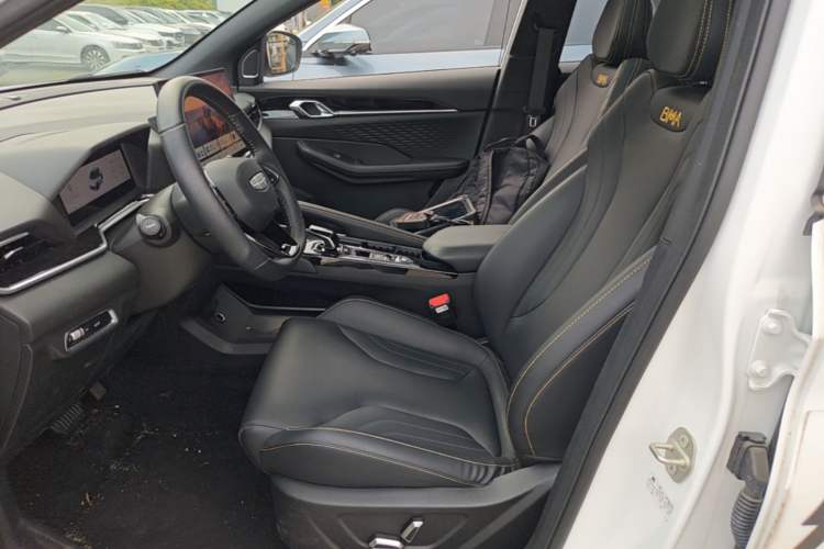 Used Geely Auto Coolray 2025 Bin Yue L 1.5T DCT Starlight Edition Left Front Seat