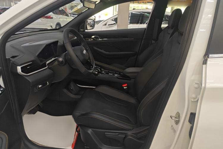 Used Geely Auto Coolray 2025 Bin Yue L 1.5TD DCT Beyond Edition Left Front Seat