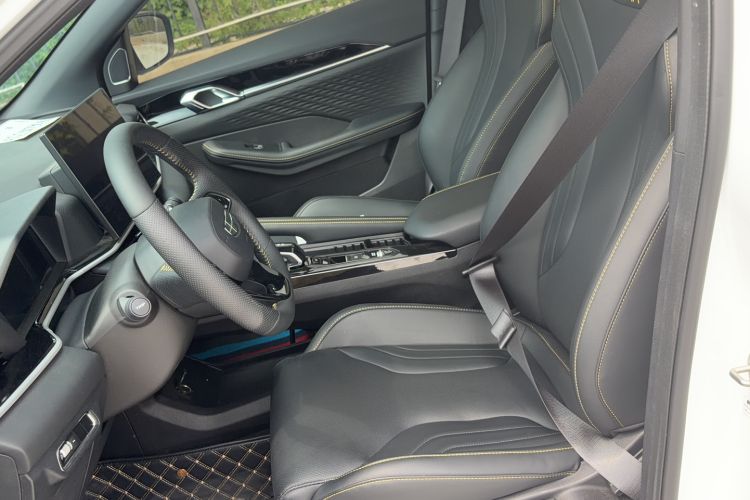 Used Geely Auto Coolray 2025 Bin Yue L 1.5TD DCT Star Diamond Left Front Seat