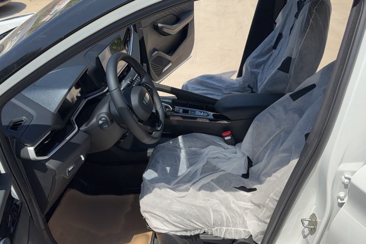 Used Geely Auto Coolray 2025 Bin Yue L 1.5TD DCT Beyond Edition Left Front Seat