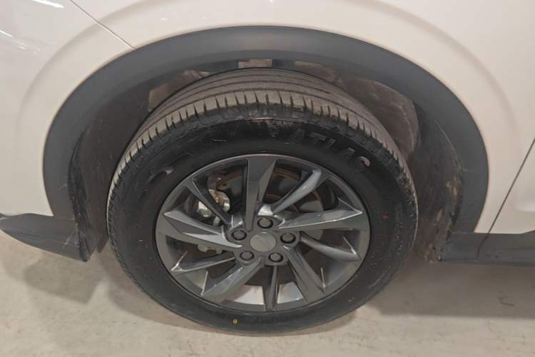 Used Geely Auto Coolray 2025 Model 1.5L CVT Superpower Edition MAX Left Front Wheel Hub