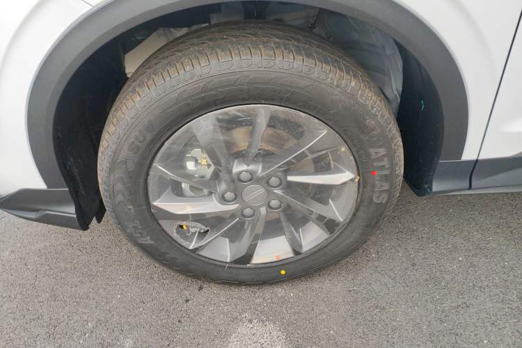 Used Geely Auto Coolray 2025 1.5L CVT Super Edition Left Front Wheel Hub