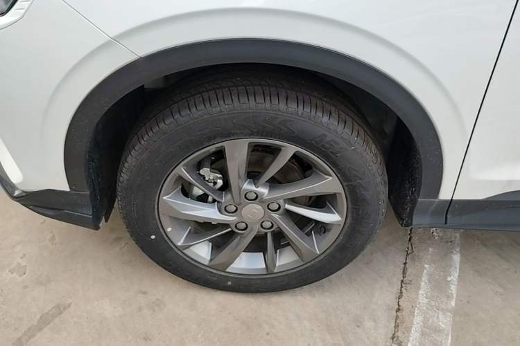 Used Geely Auto Coolray 2025 1.5L CVT Super Edition Left Front Wheel Hub