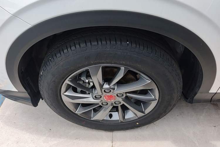 Used Geely Auto Coolray 2025 1.5L CVT Super Edition Left Front Wheel Hub