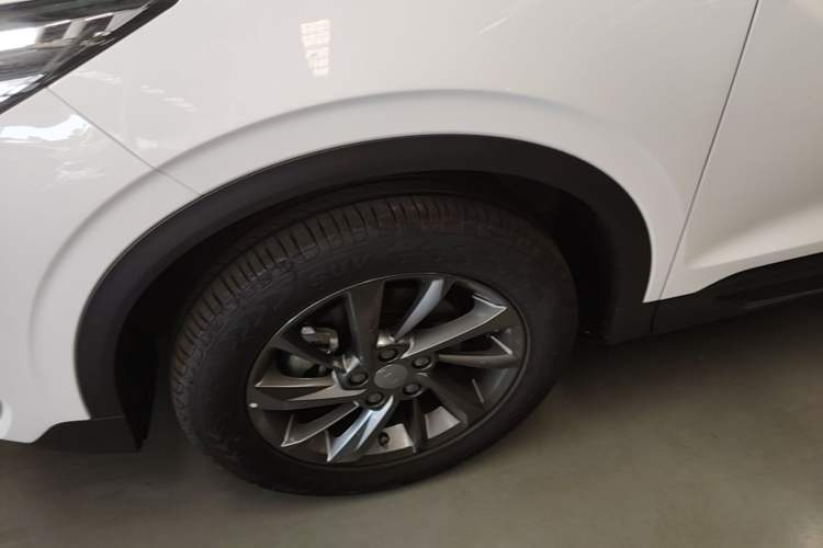 Used Geely Auto Coolray 2025 Bin Yue L 1.5TD DCT Beyond Edition Left Front Wheel Hub