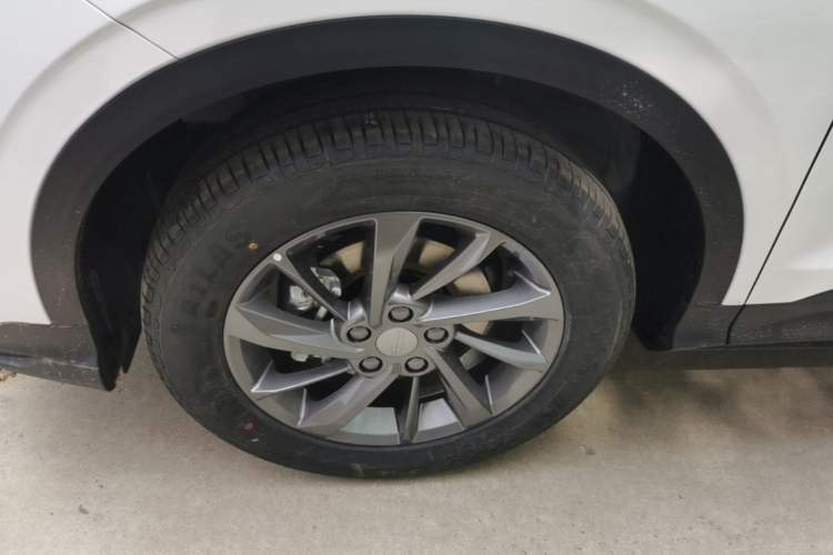 Used Geely Auto Coolray 2025 1.5L CVT Super Edition Left Front Wheel Hub