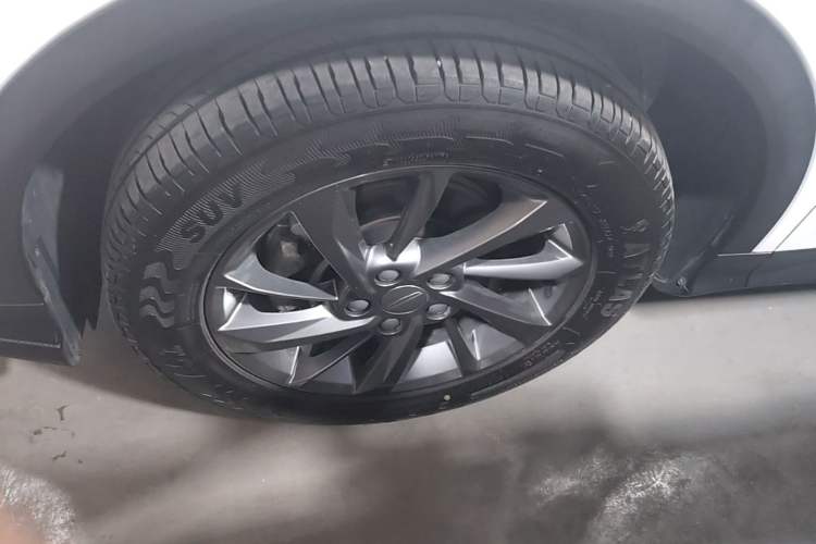 Used Geely Auto Coolray 2025 1.5L CVT Super Edition Left Front Wheel Hub