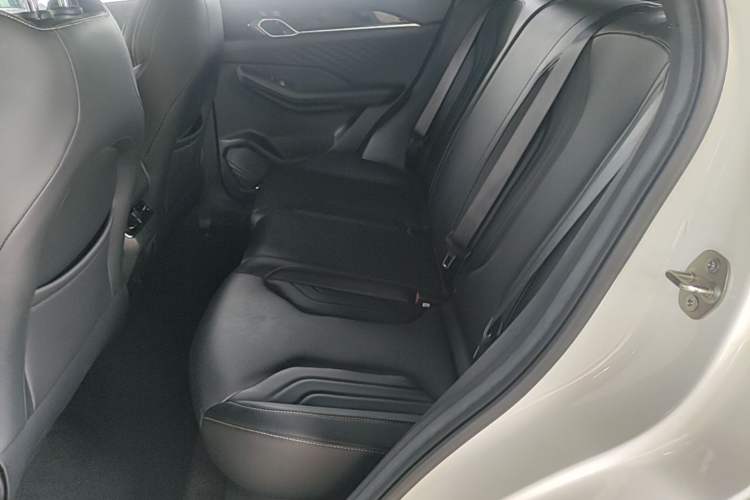Used Geely Auto Coolray 2025 Bin Yue L 1.5TD DCT Beyond Edition Left Rear Seat