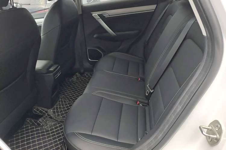 Used Geely Auto Coolray 2025 1.5L CVT Super Edition Left Rear Seat