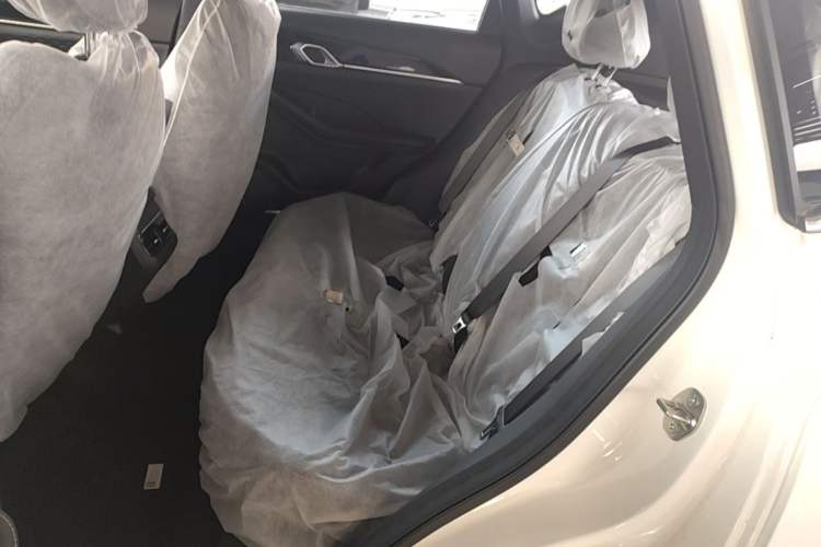 Used Geely Auto Coolray 2025 Bin Yue L 1.5TD DCT Beyond Edition Left Rear Seat