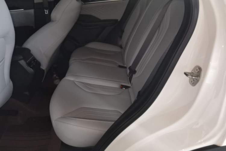 Used Geely Auto Coolray 2025 Bin Yue L 1.5TD DCT Star Diamond Left Rear Seat