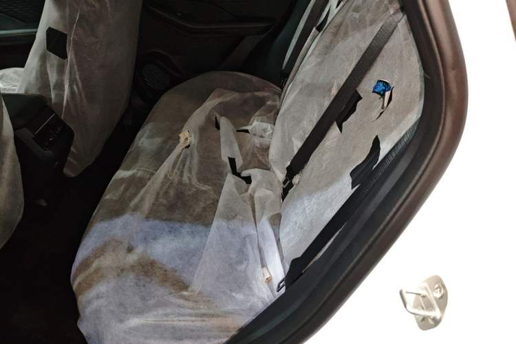 Used Geely Auto Coolray 2025 Bin Yue L 1.5TD DCT Beyond Edition Left Rear Seat