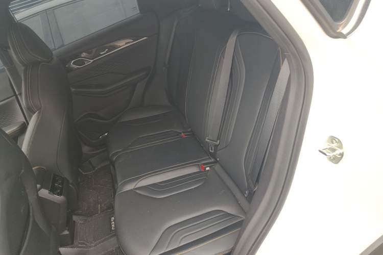 Used Geely Auto Coolray 2025 Bin Yue L 1.5T DCT Starlight Edition Left Rear Seat