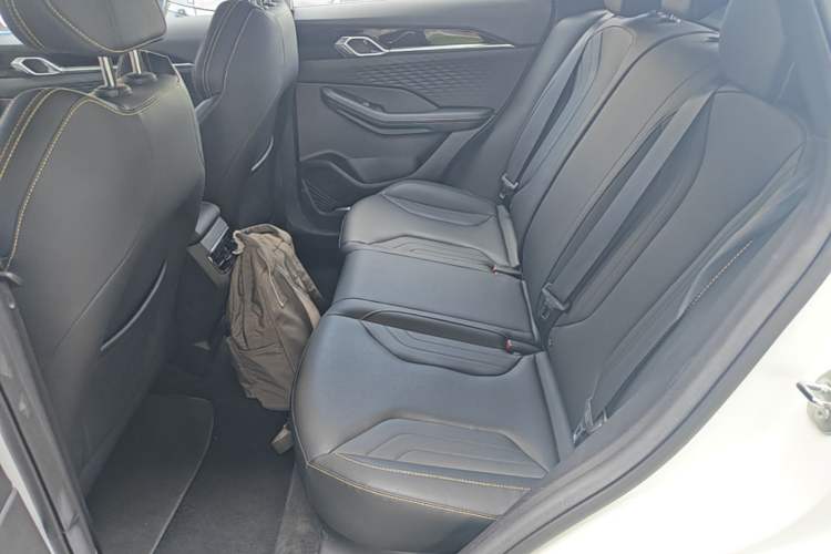 Used Geely Auto Coolray 2025 Bin Yue L 1.5T DCT Starlight Edition Left Rear Seat