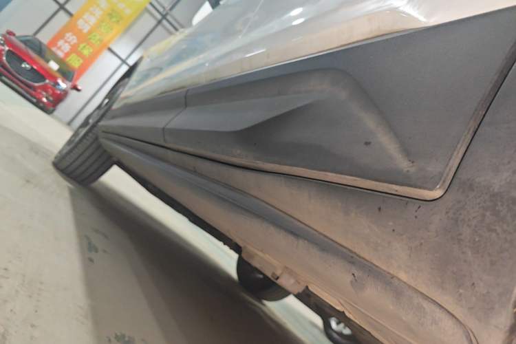 Used Geely Auto Coolray 2025 Model 1.5L CVT Superpower Edition MAX Left Side Sill