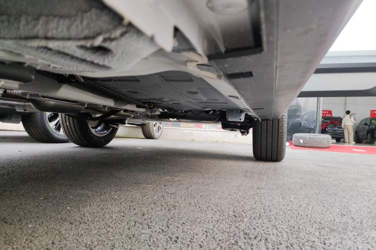 Used Geely Auto Coolray 2025 1.5L CVT Super Edition Left Side Sill