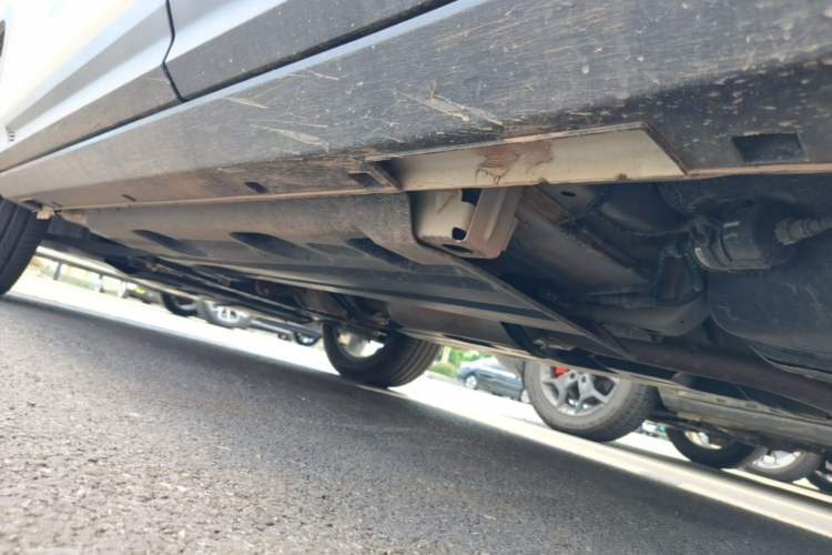Used Geely Auto Coolray 2025 Bin Yue L 1.5T DCT Starlight Edition Left Side Sill