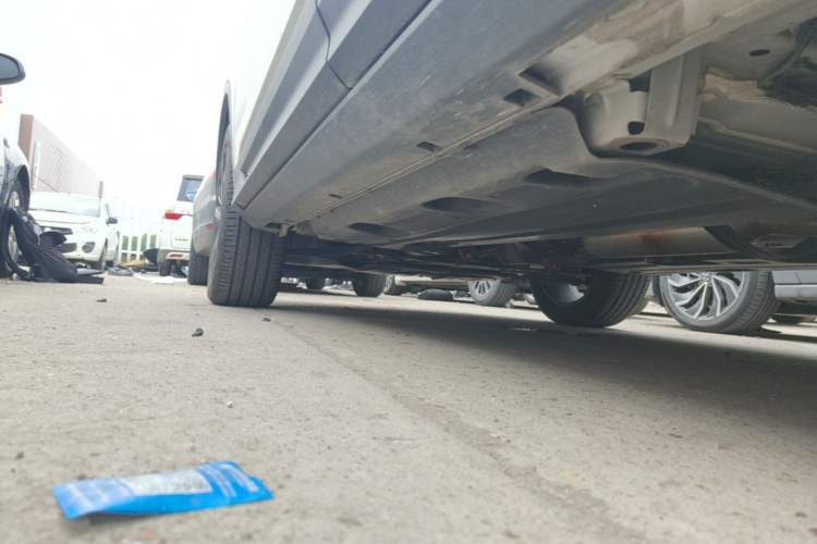 Used Geely Auto Coolray 2025 Bin Yue L 1.5T DCT Starlight Edition Left Side Sill