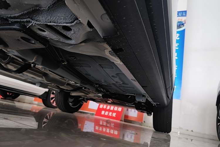 Used Geely Auto Coolray 2025 1.5L CVT Super Edition Left Side Sill